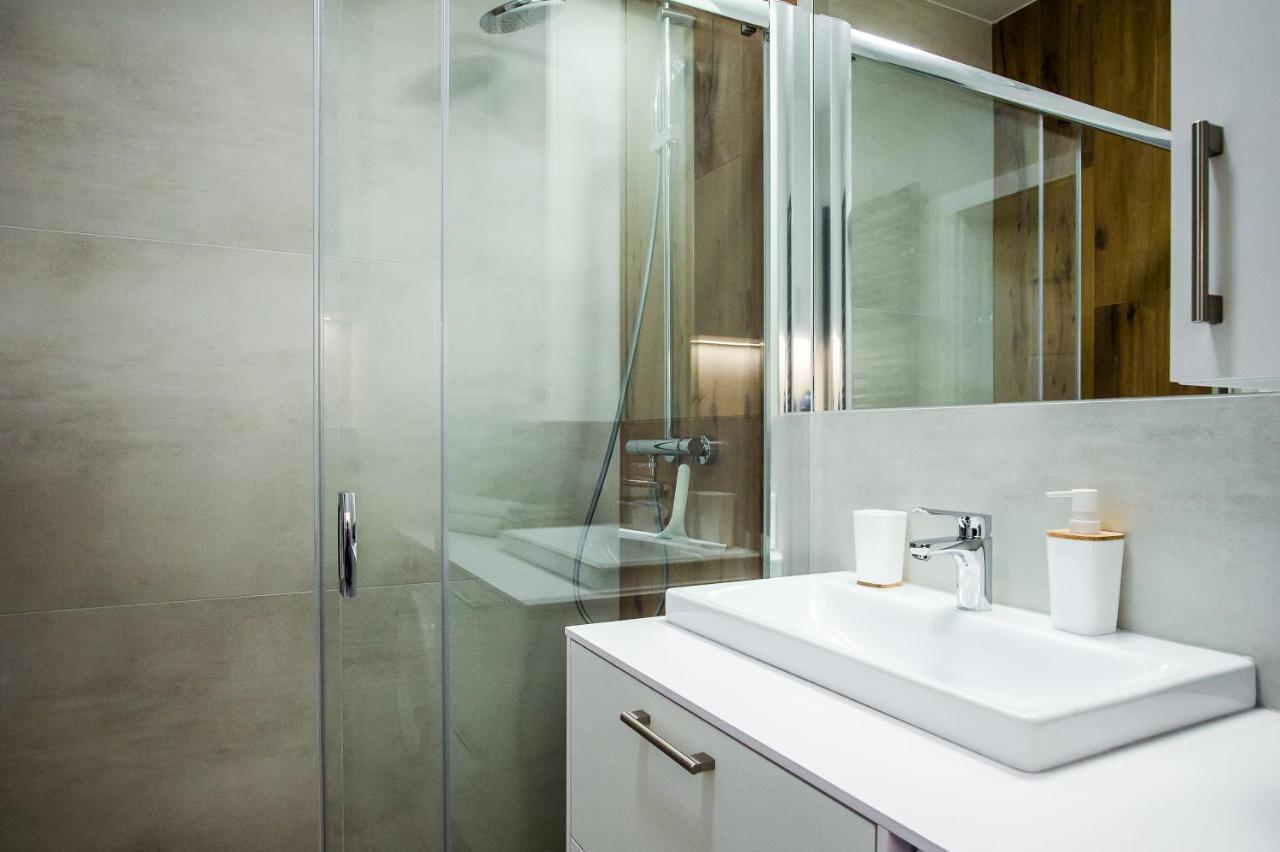 Shipyard Gdansk Apartment - Free Private Parking מראה חיצוני תמונה