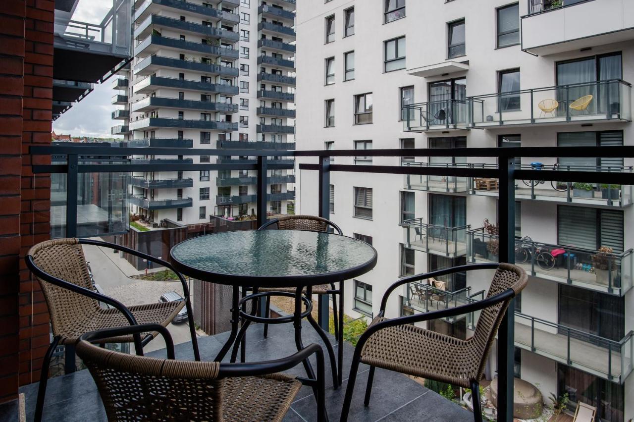 Shipyard Gdansk Apartment - Free Private Parking מראה חיצוני תמונה